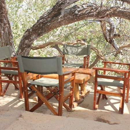 Lion'S Cave Camp, Samburu Archers Post Exterior photo