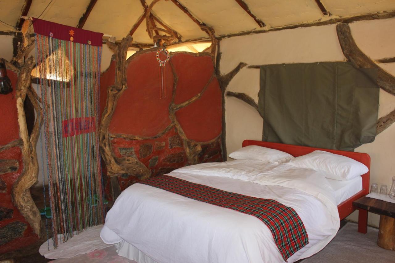 Lion'S Cave Camp, Samburu Archers Post Exterior photo