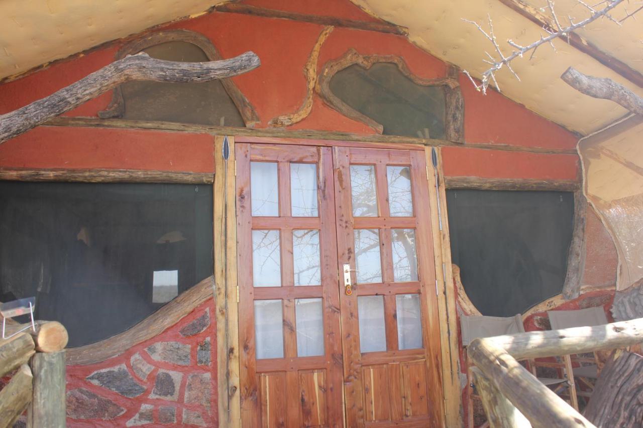 Lion'S Cave Camp, Samburu Archers Post Exterior photo