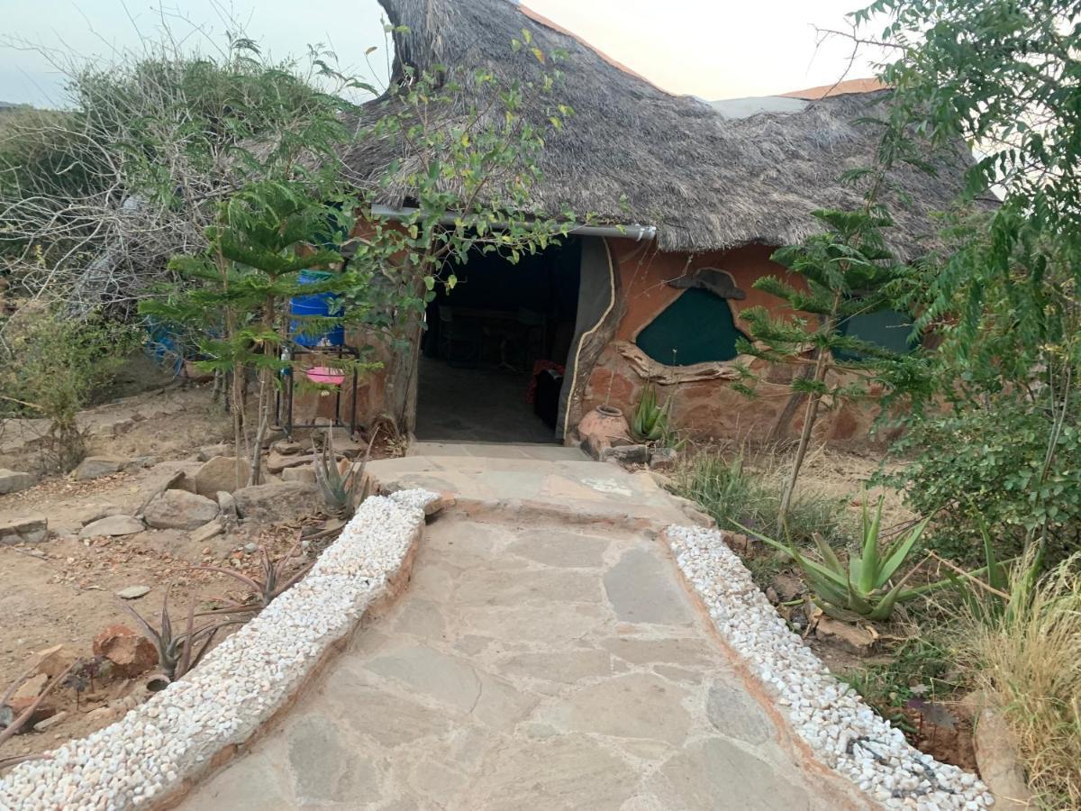 Lion'S Cave Camp, Samburu Archers Post Exterior photo