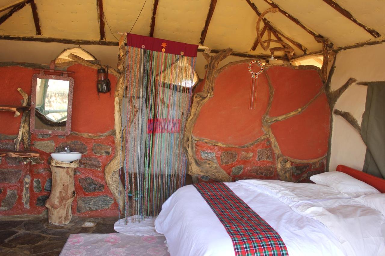 Lion'S Cave Camp, Samburu Archers Post Exterior photo