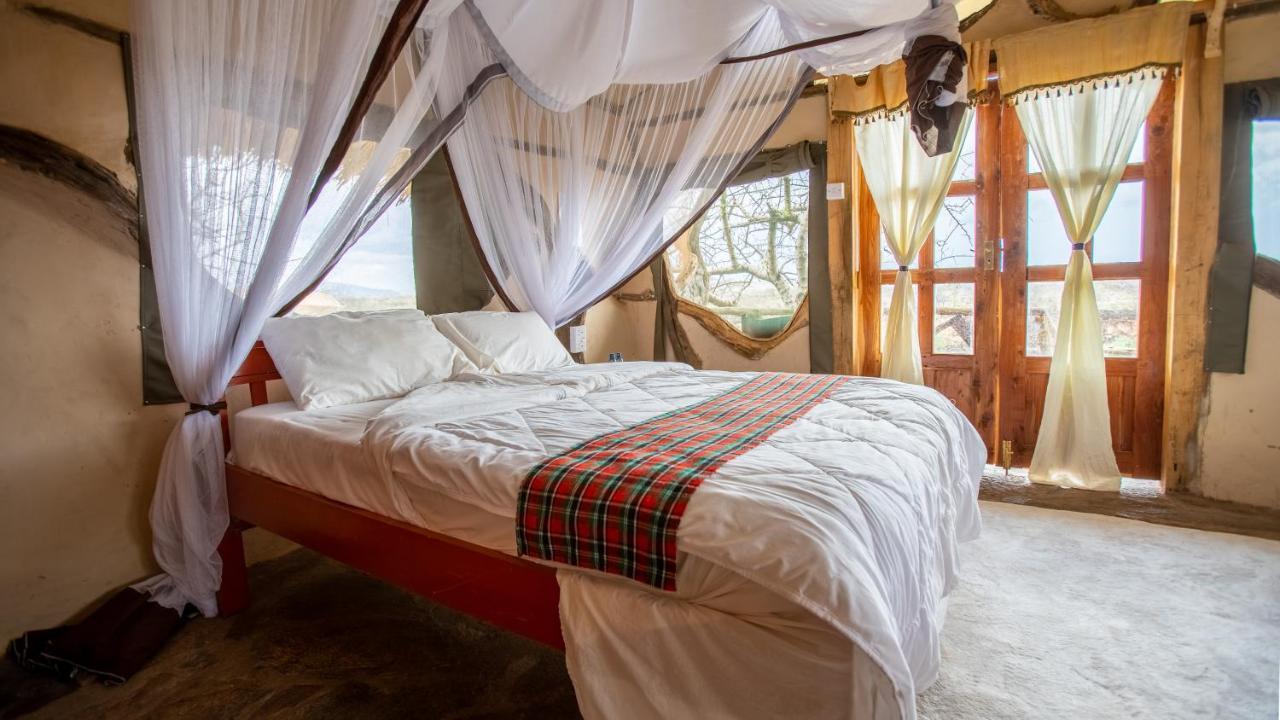 Lion'S Cave Camp, Samburu Archers Post Exterior photo