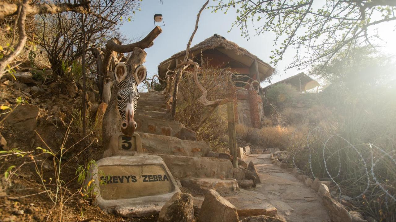 Lion'S Cave Camp, Samburu Archers Post Exterior photo