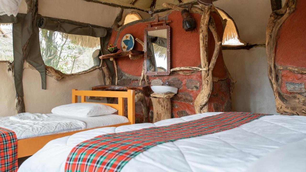 Lion'S Cave Camp, Samburu Archers Post Exterior photo