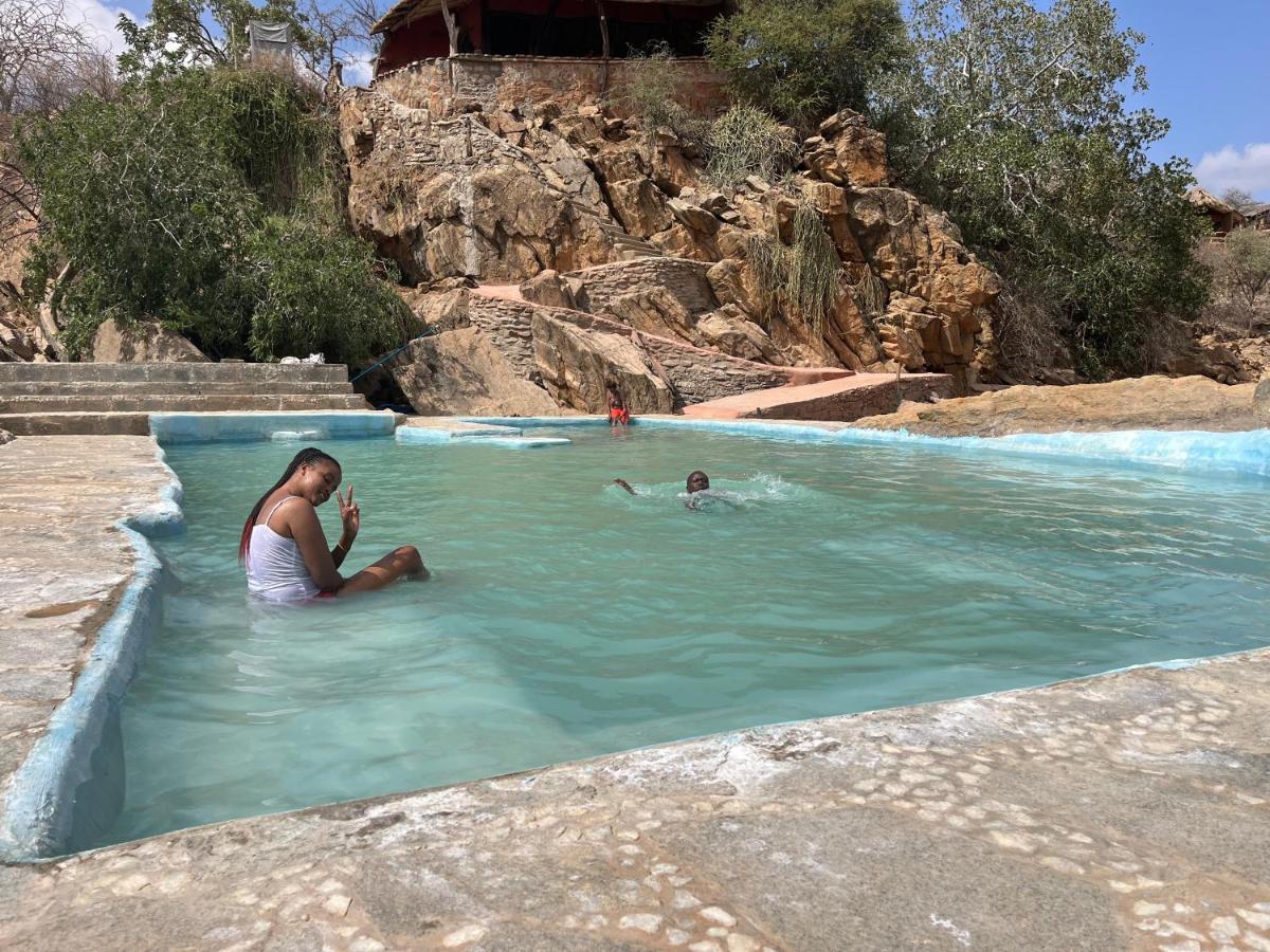 Lion'S Cave Camp, Samburu Archers Post Exterior photo