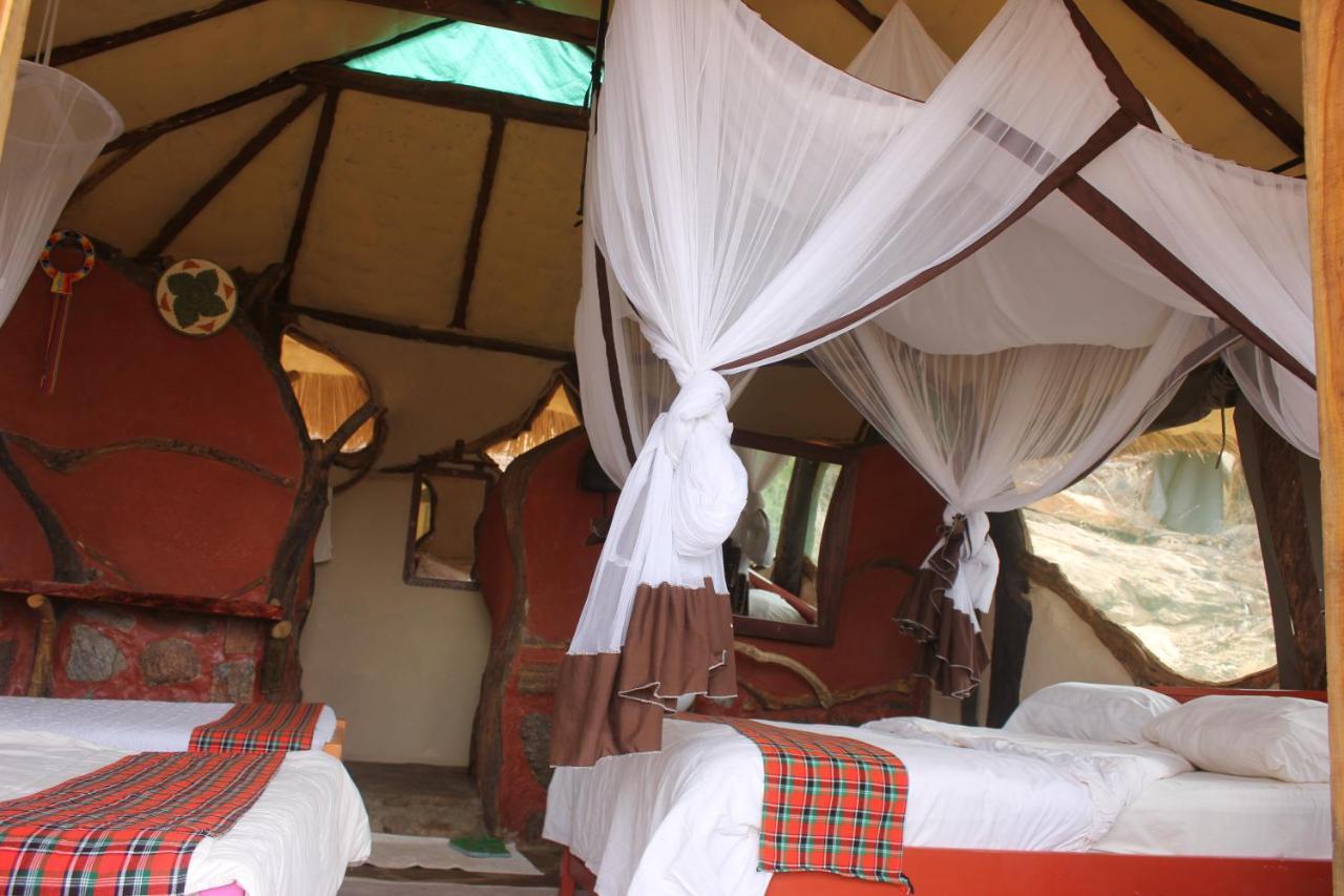 Lion'S Cave Camp, Samburu Archers Post Exterior photo