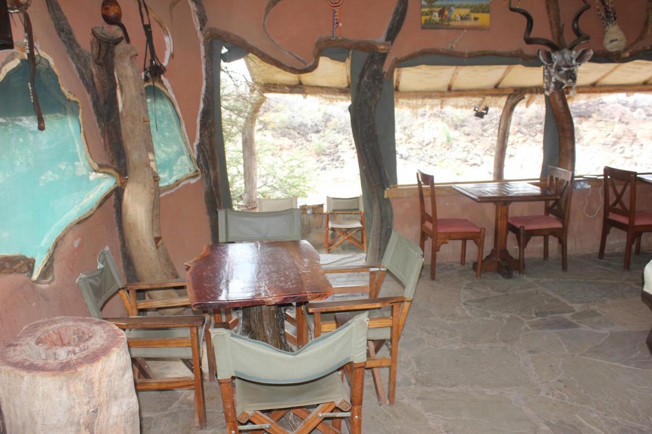 Lion'S Cave Camp, Samburu Archers Post Exterior photo