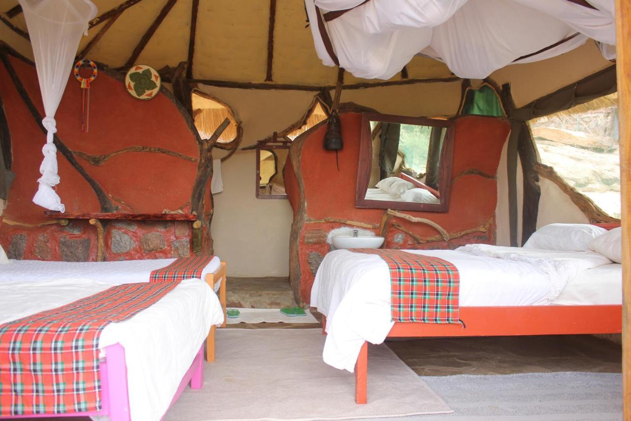 Lion'S Cave Camp, Samburu Archers Post Exterior photo