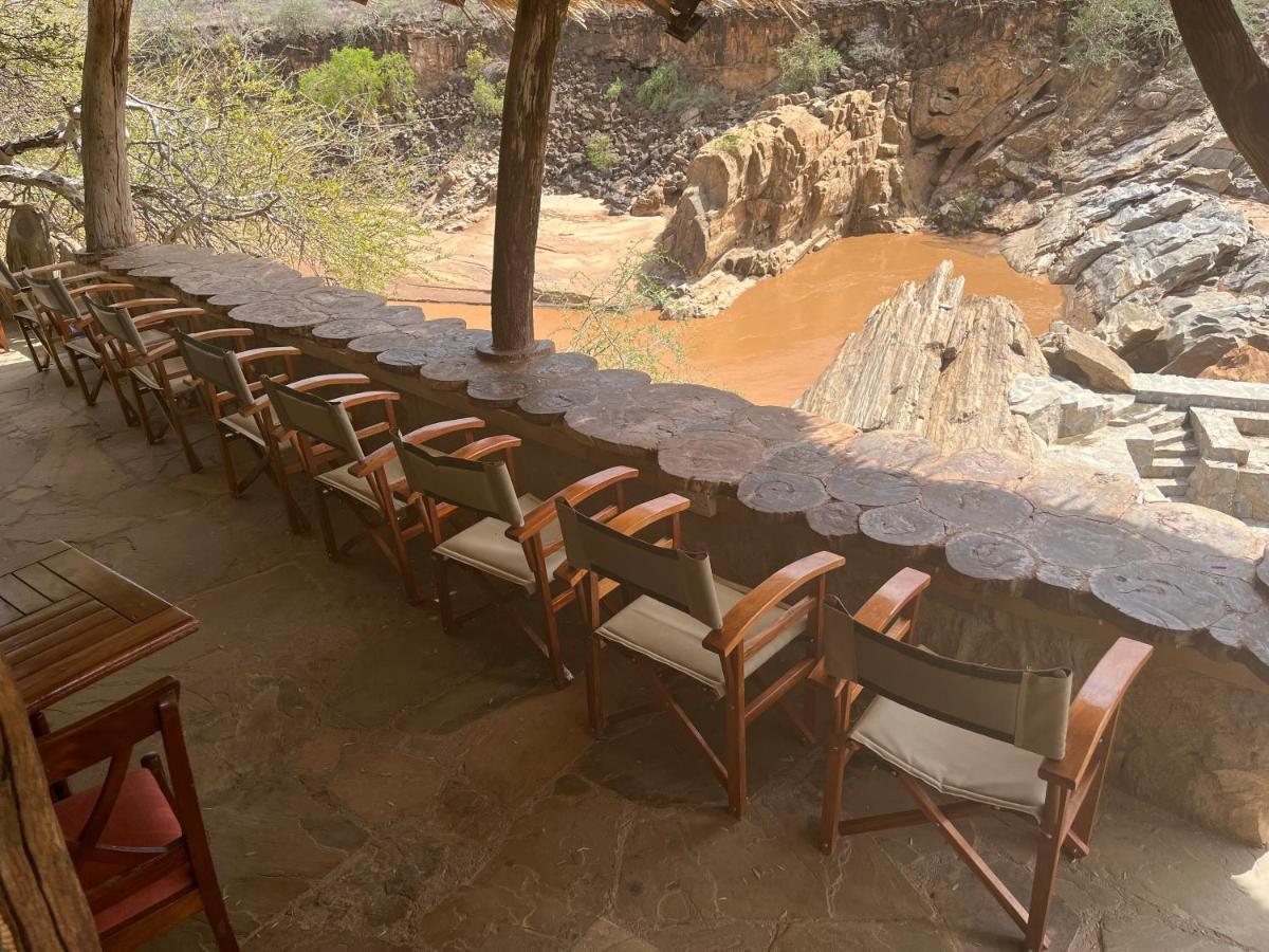 Lion'S Cave Camp, Samburu Archers Post Exterior photo