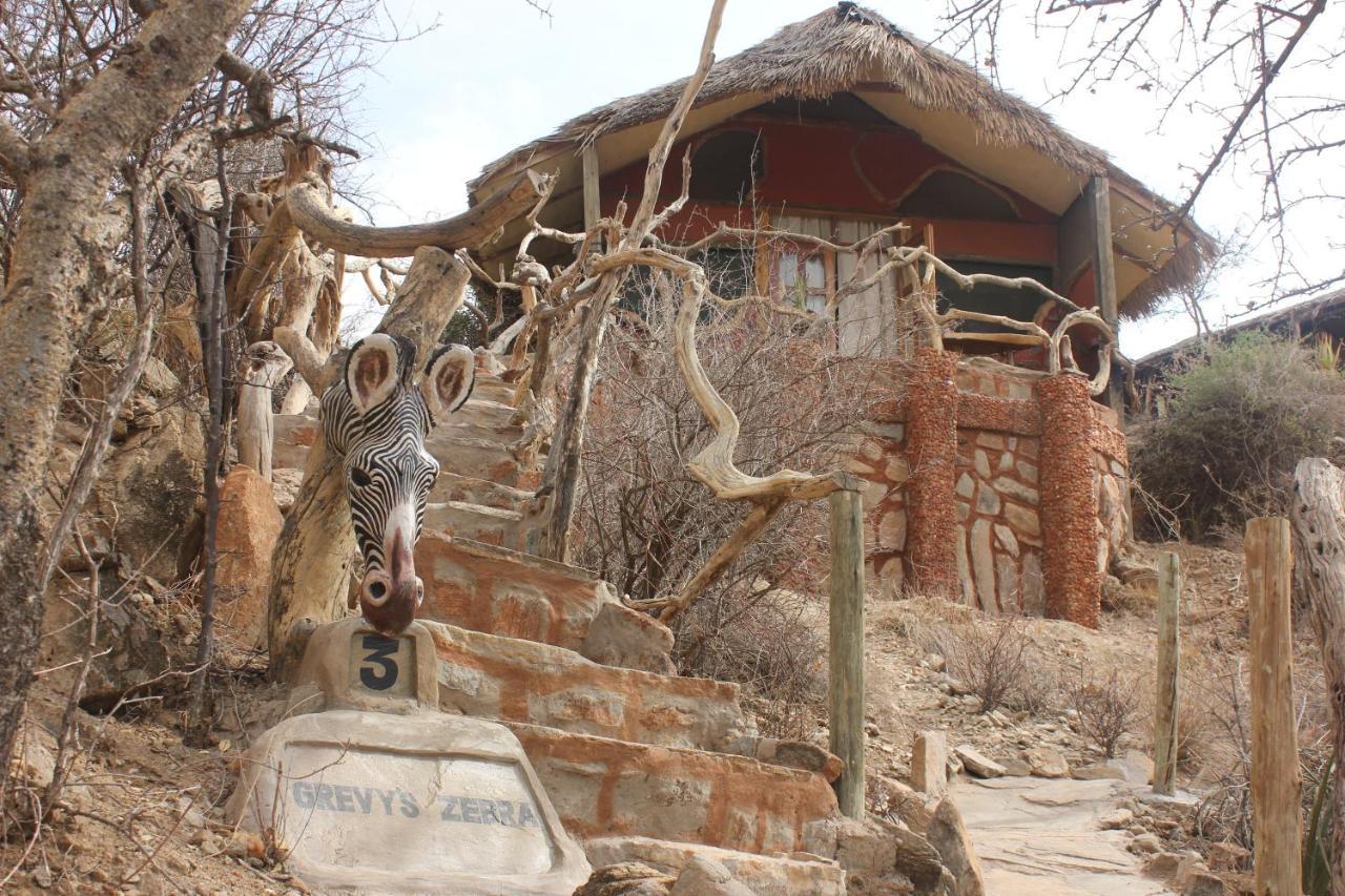 Lion'S Cave Camp, Samburu Archers Post Exterior photo