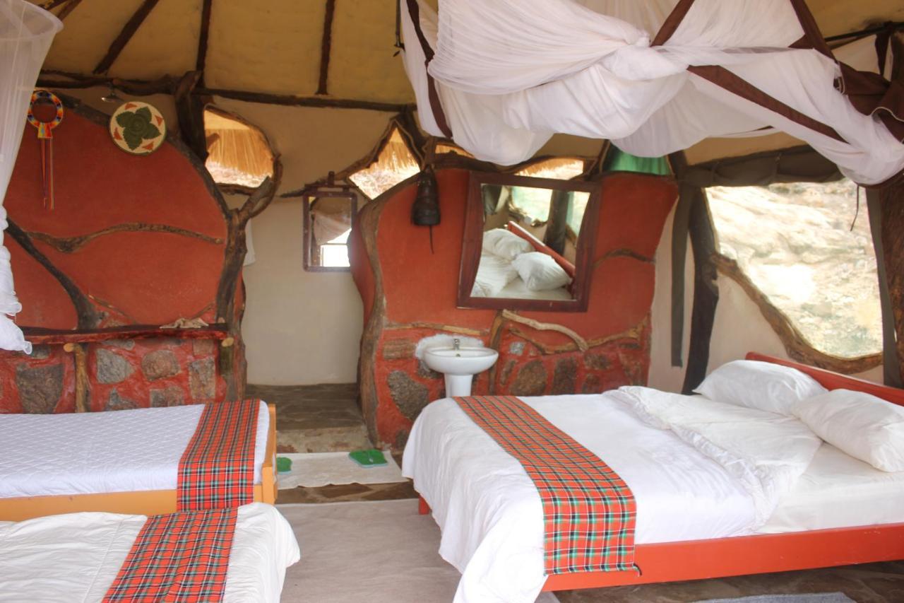 Lion'S Cave Camp, Samburu Archers Post Exterior photo